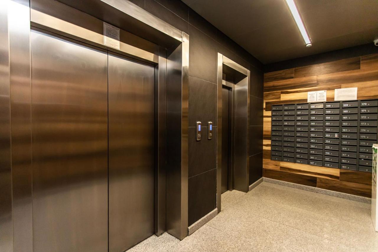 Sky House Premium Apartment In City Center Chişinău Esterno foto