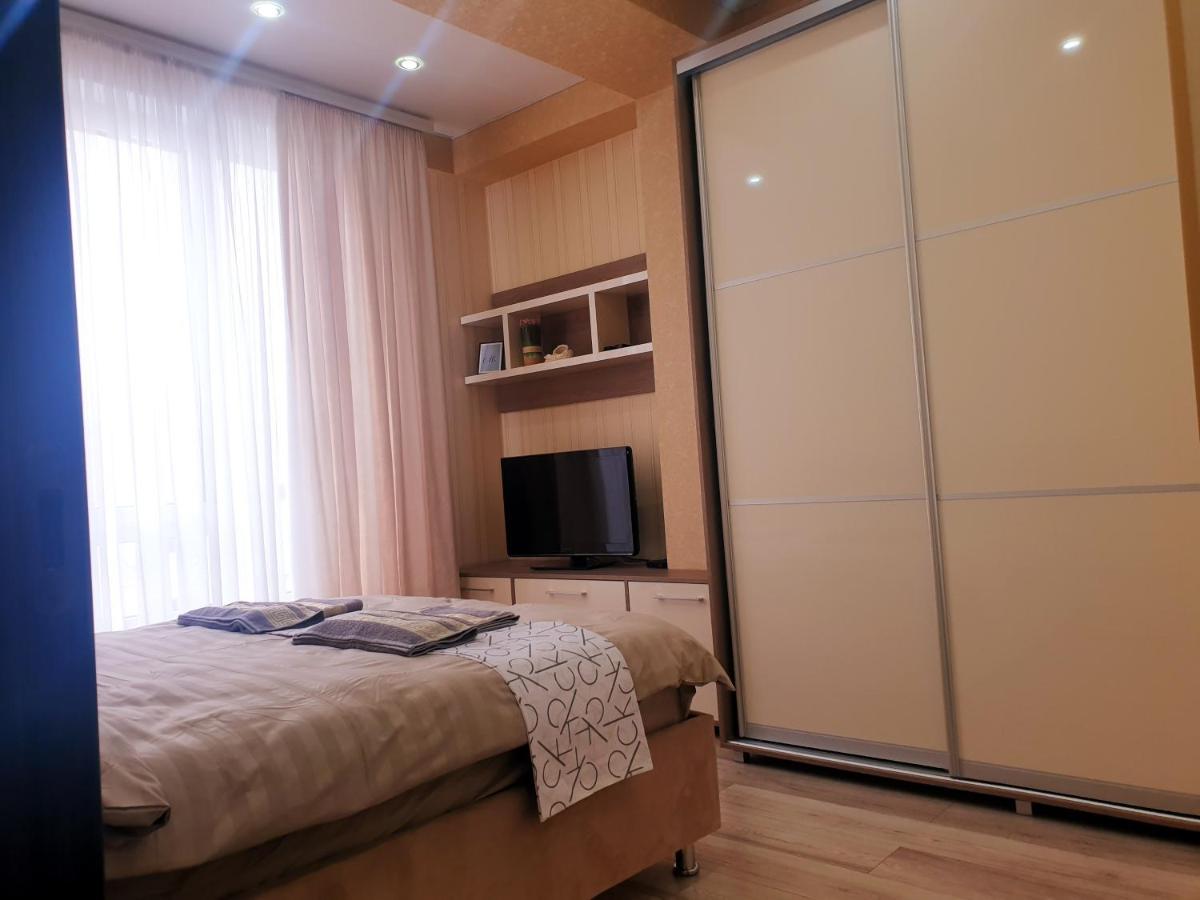 Sky House Premium Apartment In City Center Chişinău Esterno foto