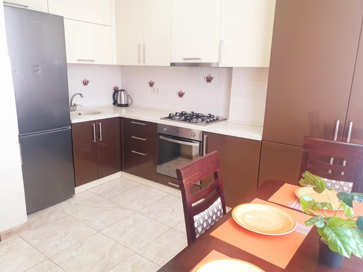 Sky House Premium Apartment In City Center Chişinău Esterno foto